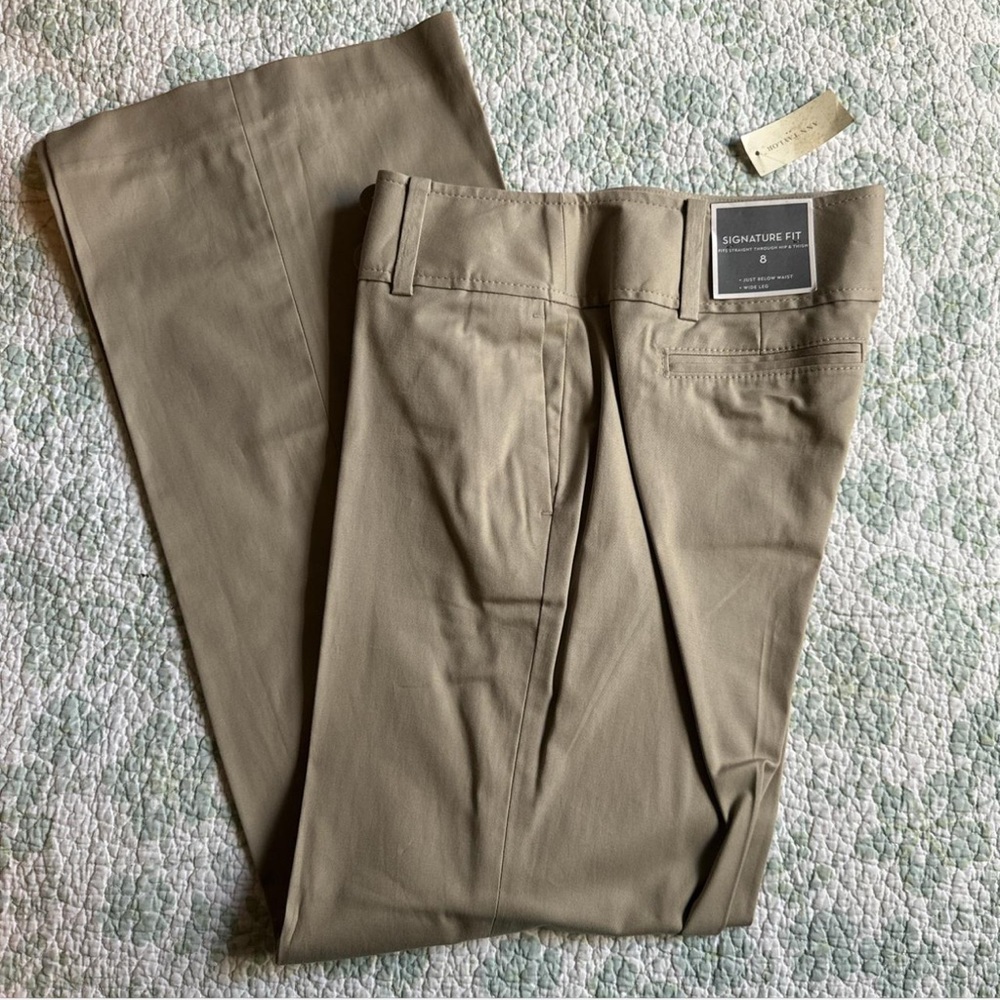 Ann Taylor Women’s Slacks in Khaki